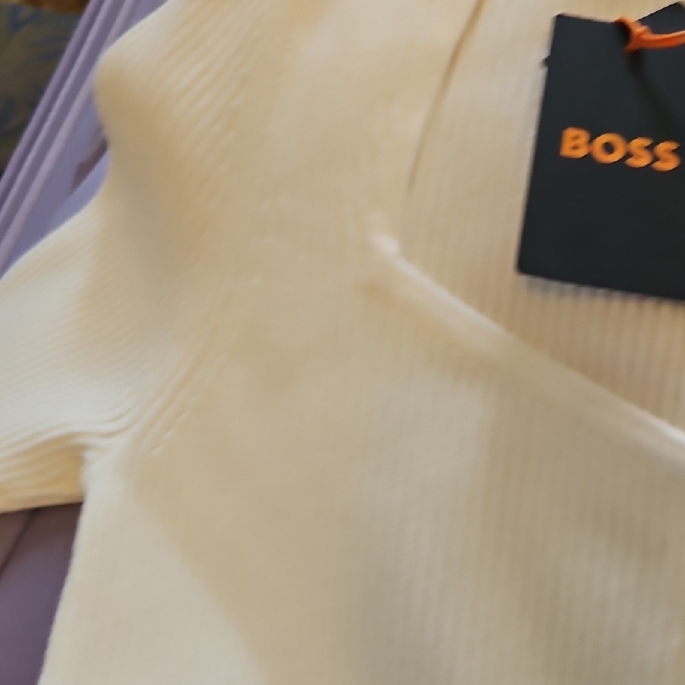 BOSS Hugo Boss Women's Size M Ribbed Knit Sweater Top Square Neck Cream NWT - Picture 9 of 10